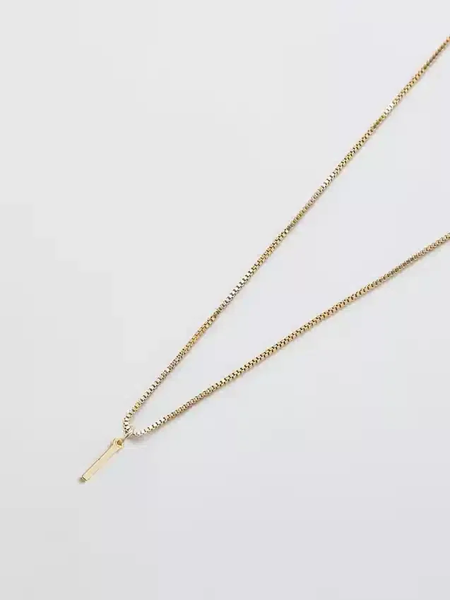 Collier Admiral Row avec initiale délicate en or
