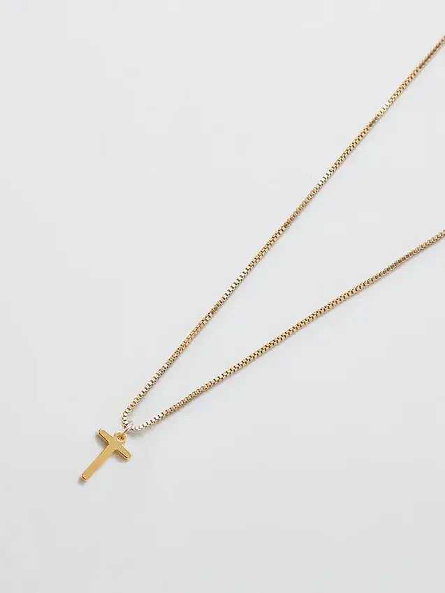 Collier Admiral Row avec initiale délicate en or