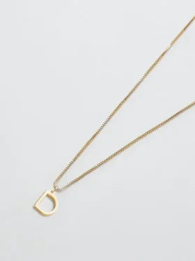 Collier Admiral Row avec initiale délicate en or