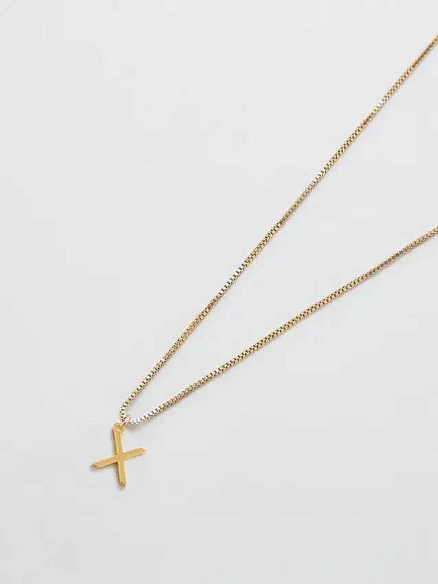 Collier Admiral Row avec initiale délicate en or