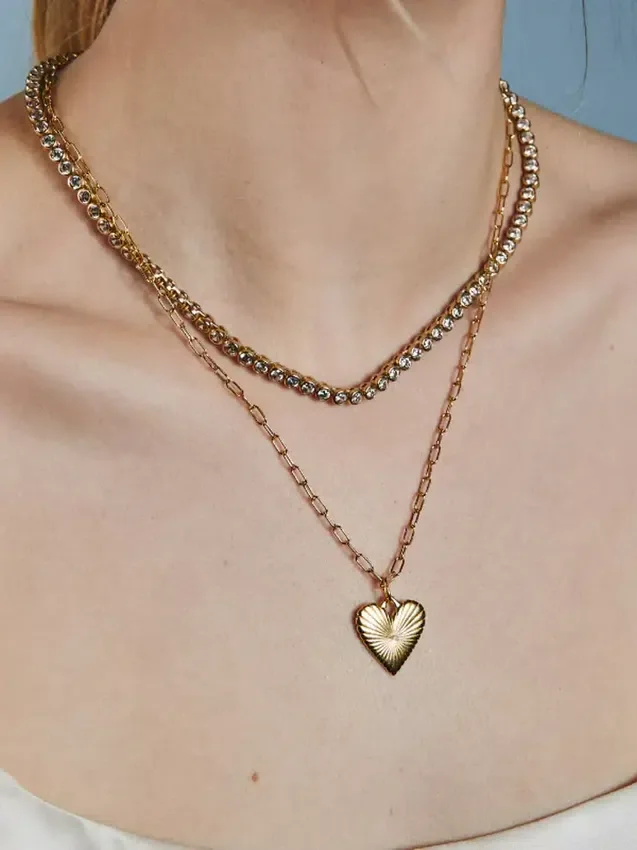 Collier Hart « Petit cœur en or nervuré »