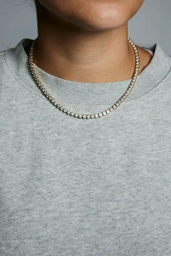 Collier tennis Hart à sertissage à chaton