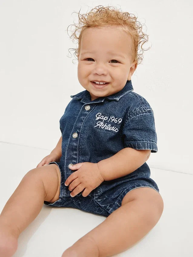 Combinaison courte en denim pour bébé avec Gap Logo