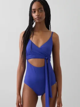 Combinaison de bain croisée à découpes