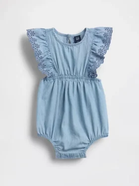 Combinaison en denim à œillets pour bébé