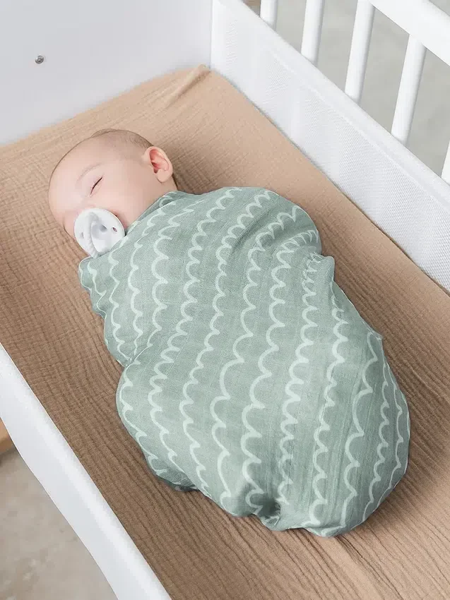 Couverture d'emmaillotage en mousseline Comfy Cubs