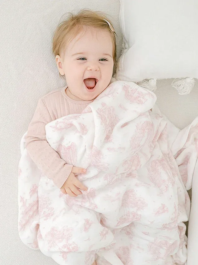 Couverture pour bébé en bambou « Spring Toile » de The Gilded Bird