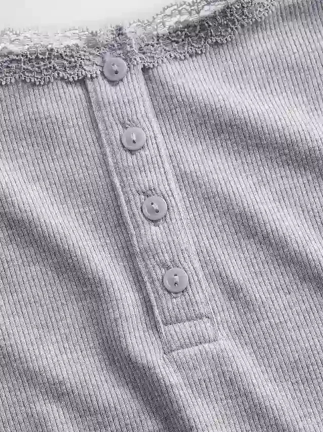 Débardeur de pyjama Henley en dentelle à mini-côtes