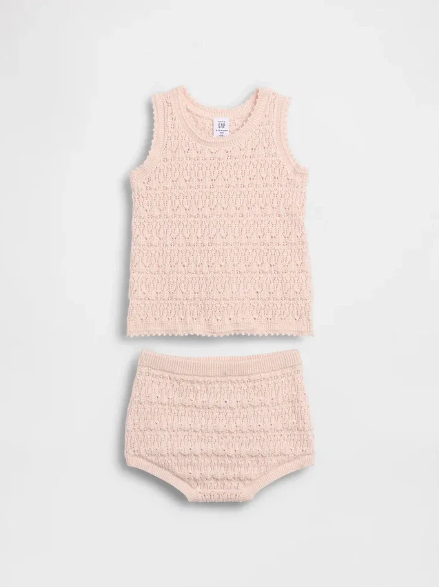 Ensemble bébé avec débardeur au crochet