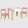 Ensemble comprenant une table et deux chaises pour tout-petits