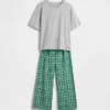 Ensemble de pyjama recyclé pour enfants