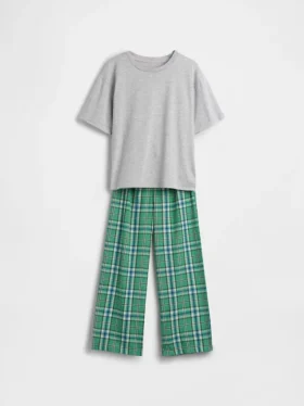 Ensemble de pyjama recyclé pour enfants