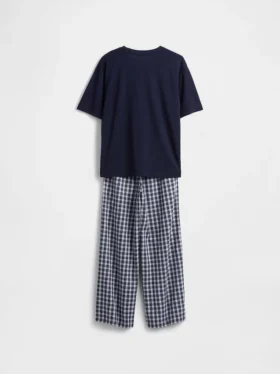Ensemble de pyjama recyclé pour enfants