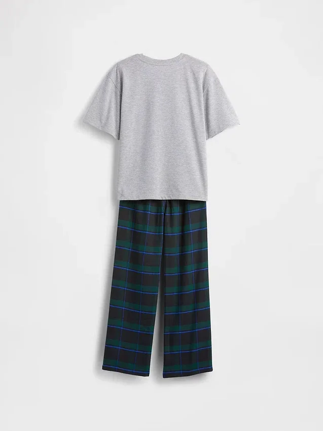 Ensemble de pyjama recyclé pour enfants