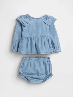 Ensemble en denim à volants pour bébé