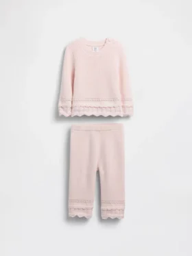 Ensemble pour bébé avec pull festonné