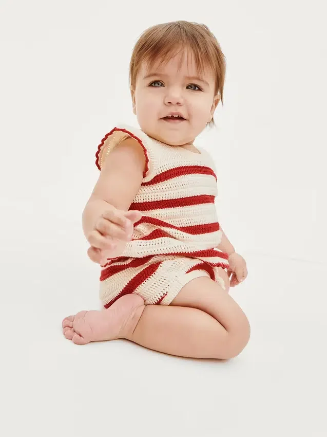 Ensemble rayé en crochet pour bébé