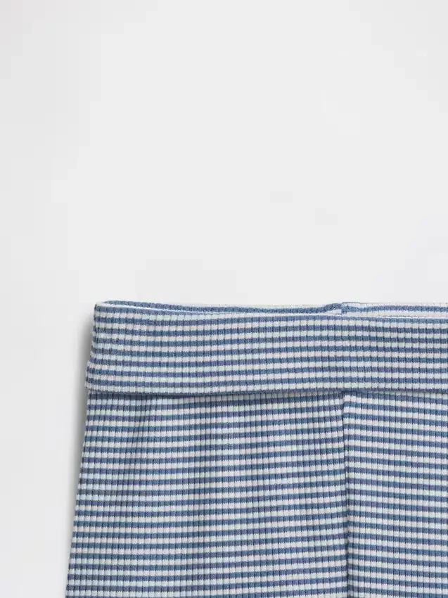 Ensemble short « Grow-With-Me » en maille finement côtelée pour bébé