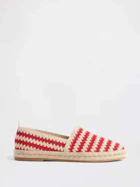 Espadrilles plates au crochet