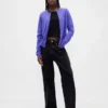 GAP × Disney « L'Étrange Noël de Monsieur Jack » de Tim Burton : cardigan CashSoft à motif de crânes