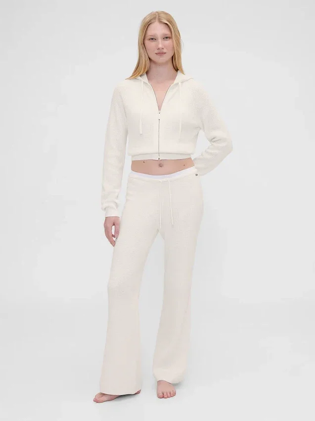 Gap × Summer Fridays Pantalon bootcut en maille gaufrée CashSoft