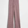 Gap × Summer Fridays Pantalon bootcut en maille gaufrée CashSoft