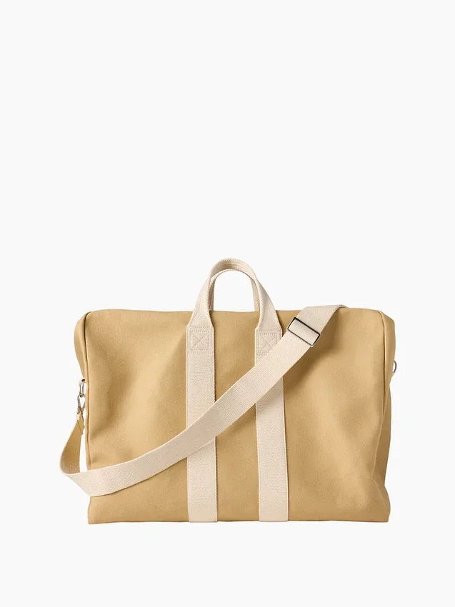 GAP × Victoria Beckham : sac de week-end oversize