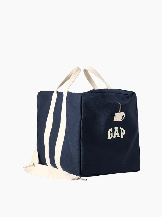 GAP × Victoria Beckham : sac de week-end oversize