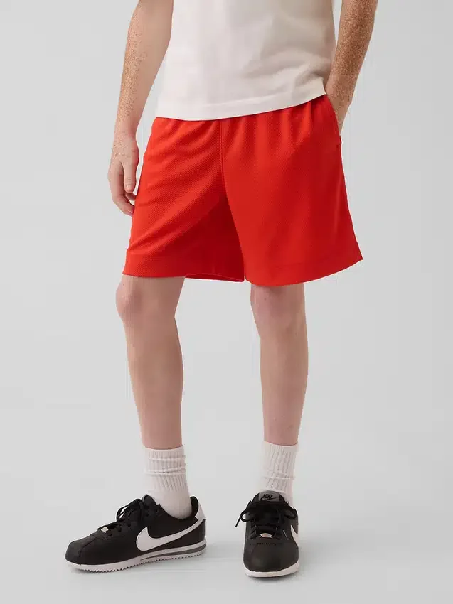 GapFit 6" en maille recyclée pour enfants Short facile à enfiler