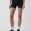 GapFit Smooth Bike Shorts 4"
