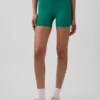 GapFit Smooth Bike Shorts 4"