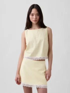 Haut court à ourlet en dentelle en mélange de lin