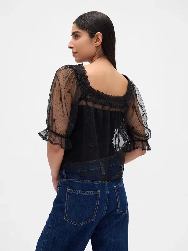 Haut en tulle transparent brodé