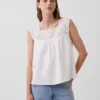 Haut à encolure carrée en crochet et mélange de lin
