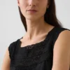 Haut à encolure carrée en crochet et mélange de lin