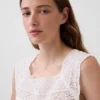 Haut à encolure carrée en crochet et mélange de lin