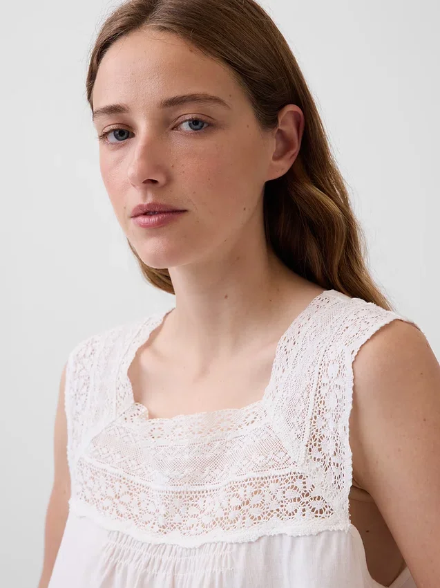 Haut à encolure carrée en crochet et mélange de lin