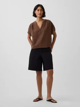 Haut oversize à encolure fendue en gaze de coton