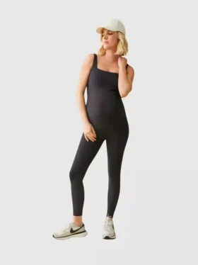 Ingrid et Isabel : combinaison de sport longue noire pour la maternité