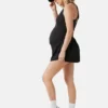Ingrid et Isabel : la robe de sport de maternité « Tennis »