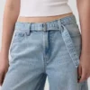 Jean baggy taille moyenne avec ceinture