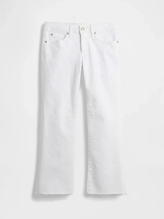 Jean court taille basse, long et ajusté