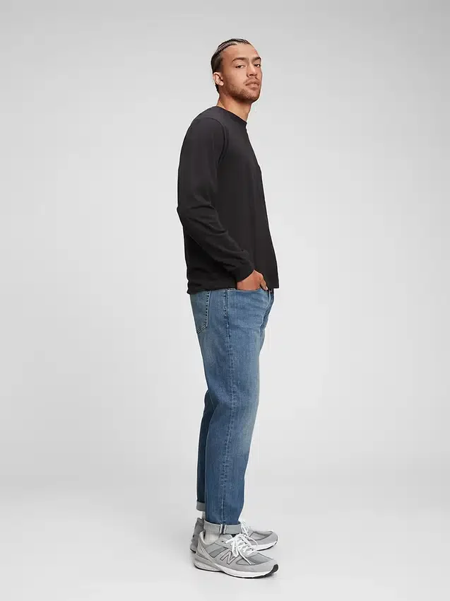 Jeans athlétiques fuselés