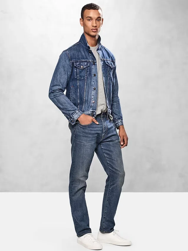 Jeans athlétiques fuselés