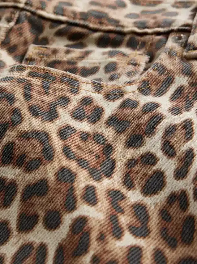 Jeans baggy léopard ultra-doux à taille mi-haute
