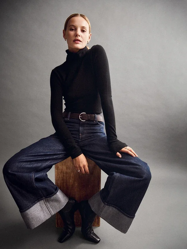 Jeans baggy à taille mi-haute et revers métallisés