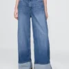 Jeans baggy à taille mi-haute, ultra-doux et à revers