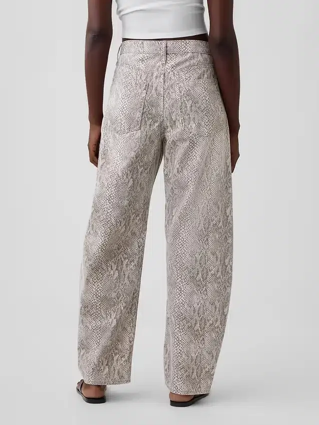 Jeans « Barrel » taille haute à imprimé serpent