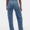 Jeans « Barrel » taille haute pour silhouettes rondes