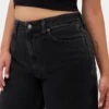 Jeans « Barrel » taille haute pour silhouettes rondes